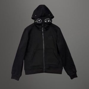 Pull à zip company