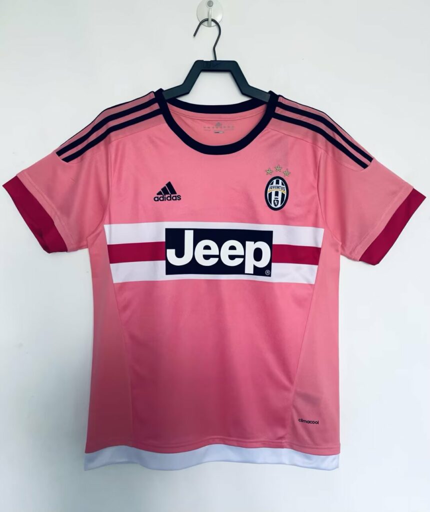 Juventus 2015-16 – Deuxième extérieur