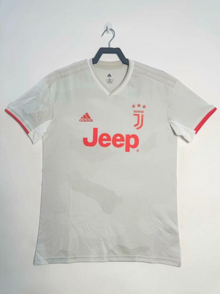 Juventus 2019-20 – Extérieur