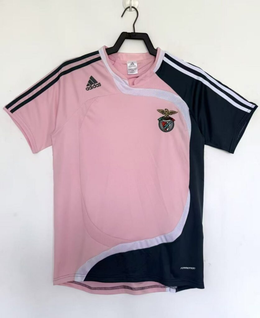 Benfica 2007-08 – Extérieur